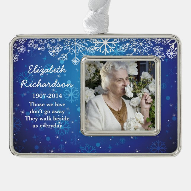 Memorial Foto Template Weihnachten Weihnachten Wei Rahmen-Ornament Silber (Vorderseite)