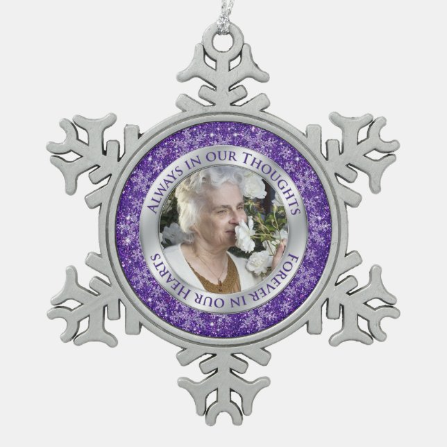 Memorial Foto Weihnachten Lila Silver Schneeflocken Zinn-Ornament (Vorderseite)