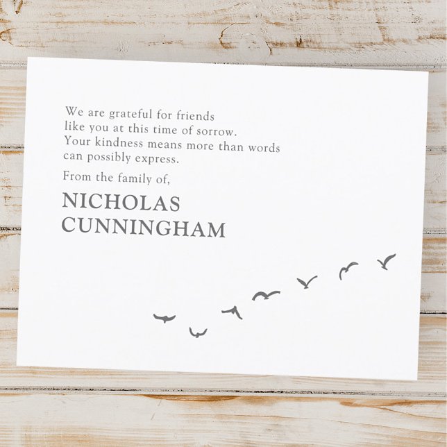 Memorial Modern Simple Flock of Birds Dankeskarte (Von Creator hochgeladen)