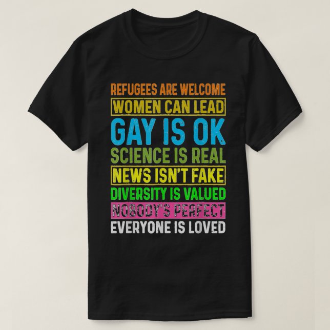 Men Women Refugees Are Welcome Women Can Lead Gay  T-Shirt (Design vorne)