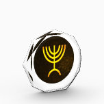 Menorah Flame Acryl Auszeichnung<br><div class="desc">Eine digitale Darstellung der jüdischen siebenverzweigten Menorah (Hebräisch: מְ נ וֹ רָ ‎). Die siebenverzweigte Menorah, die im tragbaren Set von Moses in der Wildnis und später im Tempel in Jerusalem verwendet wird, ist seit der Antike ein Symbol des Judentums und das Emblem des modernen Staat Israel. Der Kohanim zündete...</div>