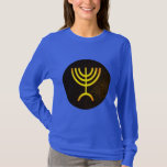 Menorah Flame T-Shirt<br><div class="desc">Eine digitale Darstellung der jüdischen siebenverzweigten Menorah (Hebräisch: מְ נ וֹ רָ ‎). Die siebenverzweigte Menorah, die im tragbaren Set von Moses in der Wildnis und später im Tempel in Jerusalem verwendet wird, ist seit der Antike ein Symbol des Judentums und das Emblem des modernen Staat Israel. Der Kohanim zündete...</div>