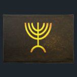 Menorah Flame Tischset<br><div class="desc">Eine digitale Darstellung der jüdischen siebenverzweigten Menorah (Hebräisch: מְ נ וֹ רָ ‎). Die siebenverzweigte Menorah, die im tragbaren Set von Moses in der Wildnis und später im Tempel in Jerusalem verwendet wird, ist seit der Antike ein Symbol des Judentums und das Emblem des modernen Staat Israel. Der Kohanim zündete...</div>
