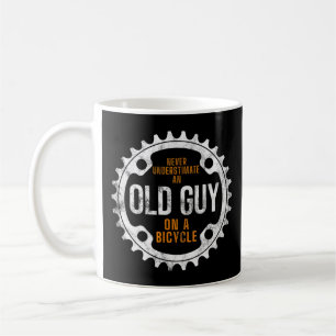Mens Cycling - Unterschätzen Sie nie einen alten T Kaffeetasse