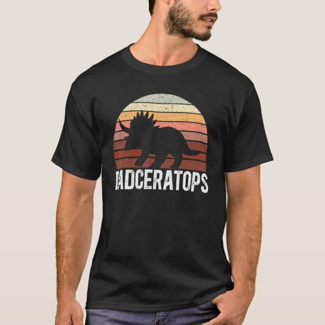 Mens Dadceratops Triceratops Dinosaur Prehistoric  T-Shirt (Vorderseite)