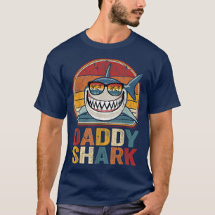 Mens Daddy SharkRetro Pajamas Vater Gift Vater T-Shirt