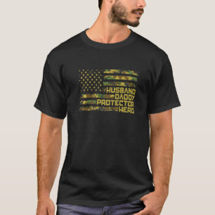 Mens Husband Protector Daddy Hero Father's Day Cam T-Shirt