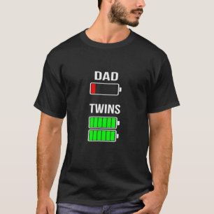 Mens Müred Vater Low battery Twins Full Charge lus T-Shirt