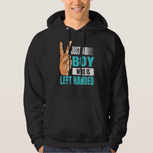 Mens nur ein Junge, der für ein Lef ein handliches Hoodie