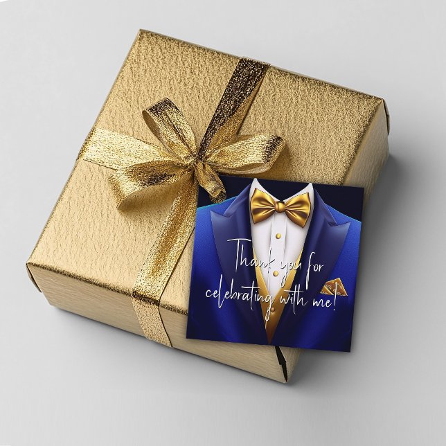 Mens Royal Blue Gold Geburtstagsparty Geschenkanhänger (Royal blue and gold favor gift tag with tuxedo. Add your text, logo, photo, etc., to personalize.)