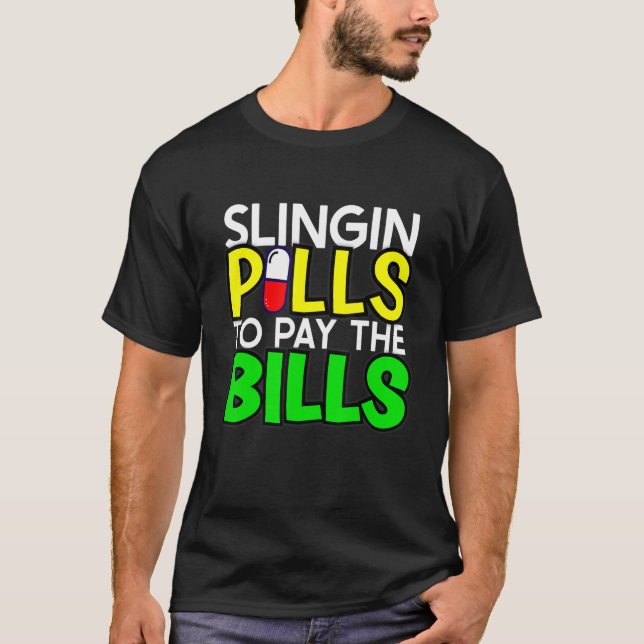 Mens Slingin Tabletten zur Bezahlung der Rechnunge T-Shirt (Vorderseite)
