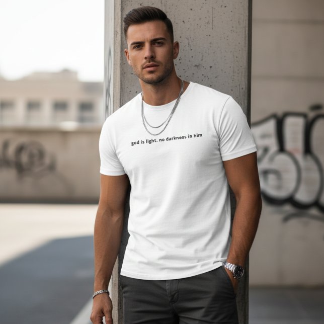 Men's T-Shirt God is Light. No Darkness in Him (Von Creator hochgeladen)