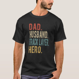 Mens Vater Husband Track Layer Hero T-Shirt