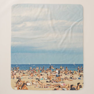 Menschen am braunen Sandstrand Sherpadecke
