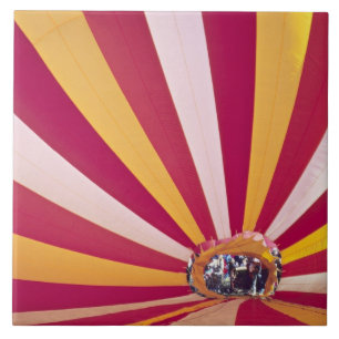Menschen füllen einen Heißluftballon, Fort Collins Fliese