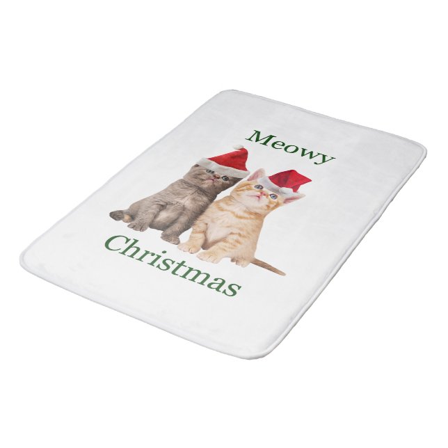 Meowy Christmas Kitten Bath Mat Badematte (Schrägansicht)