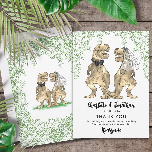Merci de la mariée de dinosaure et du Mariage de c (Dinosaur themed wedding thank you card with funny T-Rex  bride and groom and Jurassic jungle foliage)