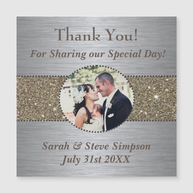 Merci épousant le magnet (Devant)