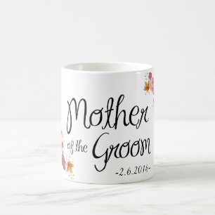 Mère de la tasse de café fleurie de marié