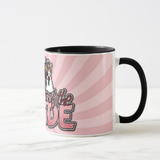 mère de la tasse de jeune mariée