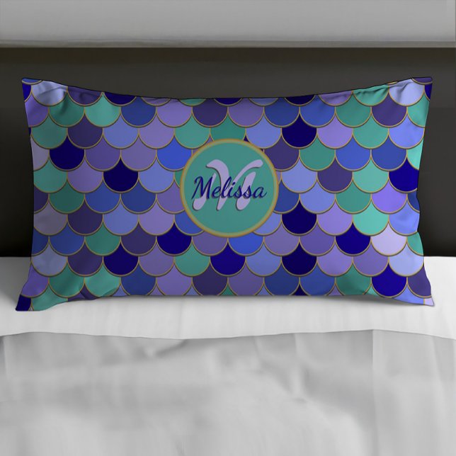 Mermaid Monogram + Name | Aqua Aquamarin Lila Blue Kissenbezug (Von Creator hochgeladen)