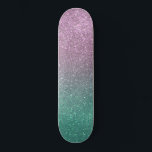 Mermaid Pink Green Funkelnd Glitzer Ombre Skateboard<br><div class="desc">Dieses elegante und schicke Print ist perfekt für das trendige Girly. Es zeigt ein Imitat gedruckt funkelnd Meerjungfrau rosa und grün Glitzer ombre Farbverlauf. Es ist mädchenhaft, hübsch, glamourös, niedlich und cool. ***WICHTIGE HINWEIS FÜR DESIGN: Für individuelle Designanfragen, wie z.B. passende Produktanfragen, Farbänderungen, Platzierungsänderungen oder andere Änderungswünsche, klicken Sie bitte...</div>