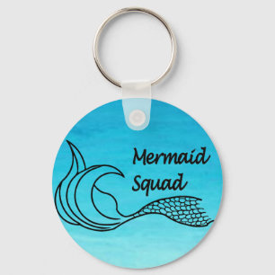 Mermaid-Squad auf dem Schlüsselanhänger im Wasser