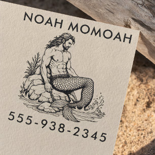 Merman Hunk auf felsigem Schwanz im Meer Wellen Gummistempel