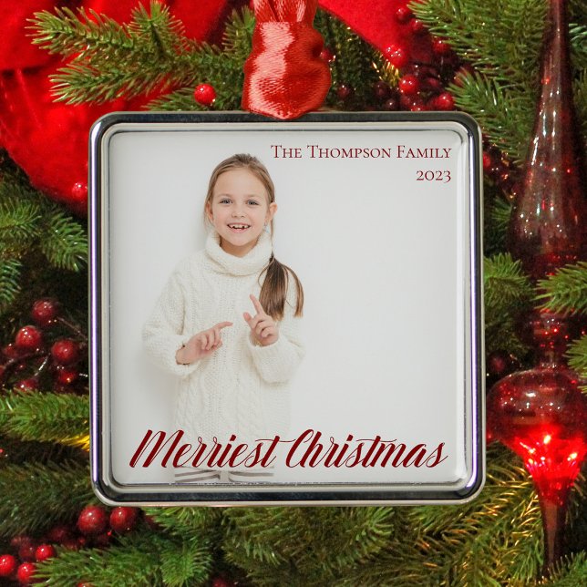 Merriest Christmas Chic Red Script Overlay Foto Ornament Aus Metall (Von Creator hochgeladen)