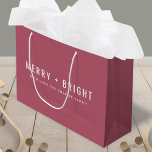 Merry and Bright Berry Vintage Rose Christmas Große Geschenktüte<br><div class="desc">A stylish modern holiday gift bag with a bold typography quote "Merry   Bright" in white with a rose raspberry berry pink feature color. The greeting and name can be easily customized for a personal touch. Trendy,  minimalist and contemporary christmas design to stand out this holiday season! #christmas #merryandbright</div>