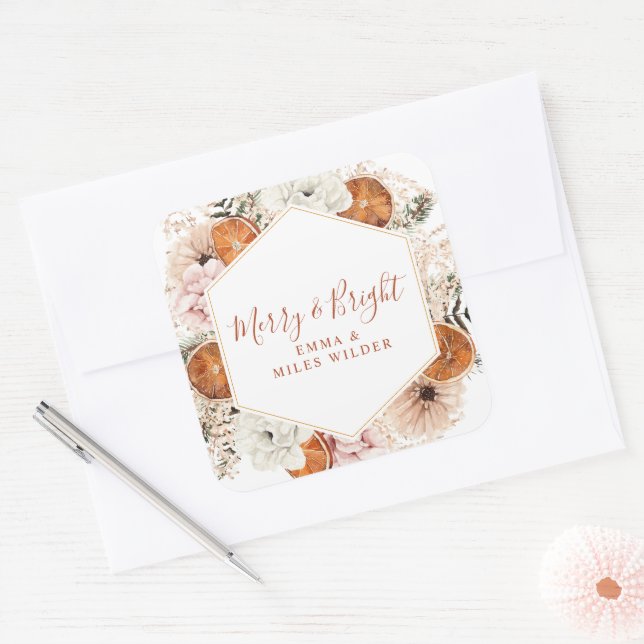 Merry and Bright Citrus Pine Holiday Floral Quadratischer Aufkleber (Umschlag)