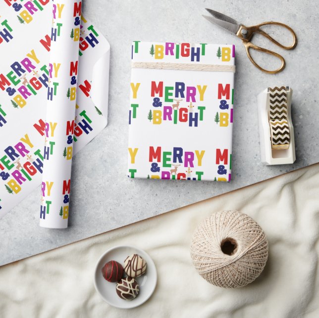 Merry and Bright Pine Tree Rentier Snowman Geschenkpapier (Kunsthandwerk)