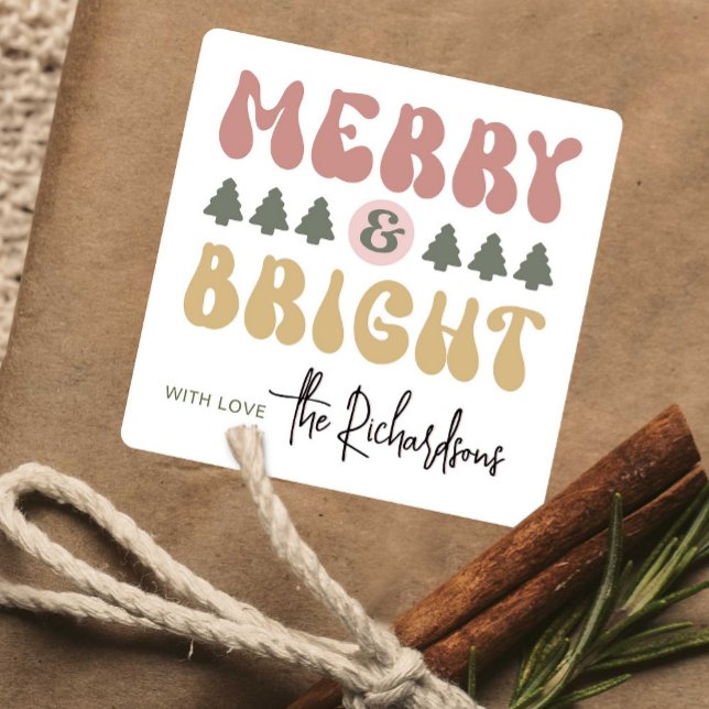 Merry & Bright farbenfroh Retro Groovy Weihnachten Quadratischer Aufkleber (Add a bit of fun to your gift packaging with this retro Merry & Bright Christmas sticker design)