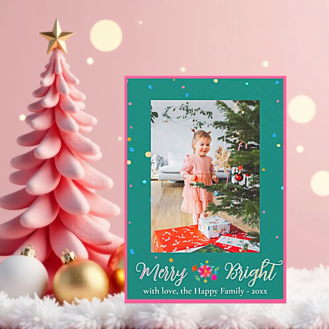 Merry Bright farbiges Foto Weihnachten (Merry and Bright Christmas Greeting Card photo personalize with family name and year.)