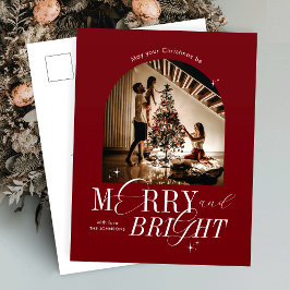 Merry & Bright Red Elegant Script Photo Christmas Feiertagspostkarte