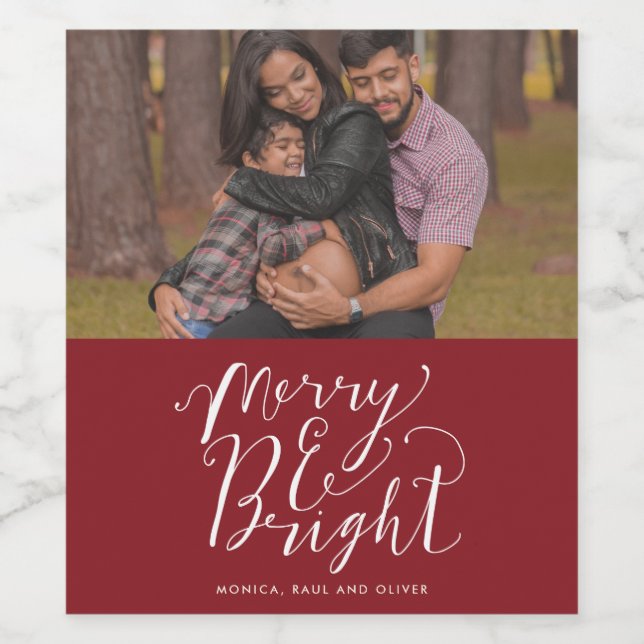 Merry & Bright Red Family Foto Weihnachten Weinetikett (Einzelnes Label)