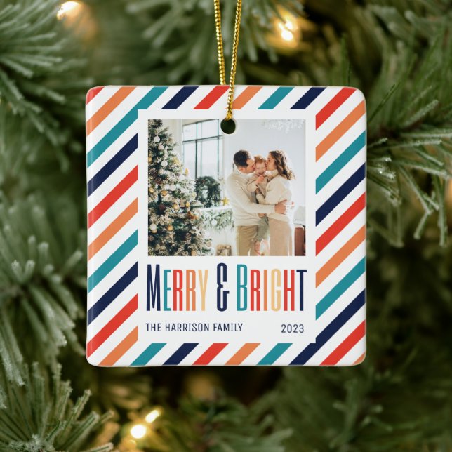 Merry & Bright Retro Farbige Streifen Foto Keramikornament (Baum)