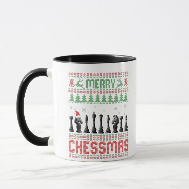 Merry Chessmas Funny Schach Weihnachten Ugly Sweat Tasse (Links)