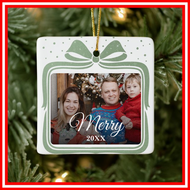  Merry Christmas Elegant Bow Present Photo Collage Keramikornament (Von Creator hochgeladen)