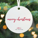 Merry Christmas Modern Minimalist Red Typography Ornament Aus Metall<br><div class="desc">Einfache,  stilvolle "Frohe Weihnachten" Weihnachtsschmuck in tiefroter,  moderner minimalistischer Typografie und Ergänzung "mit Liebe" im passenden Stil. Ihr Name kann leicht für ein einmaliges Geschenk mit einer persönlichen Touch personalisiert werden!</div>