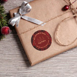 Merry Christmas Trees Burgundy Runder Aufkleber<br><div class="desc">Verwenden Sie diese frohe Weihnachten mit goldenen Bäumen und dekorativen Wirbel Adresse Aufkleber auf bordeauxrot - rot lackiert Hintergrund,  um Ihre Umschläge zu adressieren. Aktualisieren Sie einfach Ihren Familiennamen und Ihre Adresse in einfacher moderner Typografie.</div>