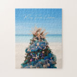 Merry Florida Christmas Tropical Beach HolidayTree<br><div class="desc">Feiern Sie die Feiertage mit diesem herrlichen Puzzle zum Thema Weihnachten mit tropischen Themen. Das Design ist ein Foto eines atemberaubenden Weihnachtsbaumes, der während der jährlichen Ausstellung der Bäume im Kunstmuseum von Orlando gezeigt wird. Der schöne Urlaubspalast ist mit an der Küste inspirierten Dekorationen wie Seestern, Miniaturmädchen, in Pastellfarben gehaltene...</div>