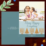 Merry Gold Blue Stilvoll hinzufügen Ihr Foto Feiertagskarte<br><div class="desc">Fügen Sie Ihr Foto zu diesen stilvollen Urlaubskarten in Pastellblau, Dunkelblau und eine Touch Weiß mit einer modernen, religiösen Goldmedaille Menorah und Baumdesign. Die Fotovorlage macht es einfach, das Bild oben auf diese Karten hochzuladen, und fügt dann Ihren Namen in einen schlichten weißen Schriftart zum tiefblauen Rand unten hinzu. Dunkelblauer...</div>