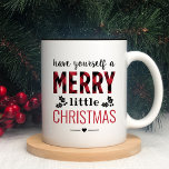 Merry Little Christmas Modernes Red Buffalo Karier Zweifarbige Tasse<br><div class="desc">Diese festliche Kaffeemaschine-Tasse besticht durch ein modernes Typografie-Design mit karierten Akzenten im Urlaubssaal,  im Herzen und im Büffel. Stilvolle Rot-Schwarz-Farbgebung. Laden Sie unseren Shop für weitere Farben!</div>