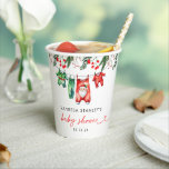Merry Little Floral Christmas Weihnachtsdusche Pappbecher<br><div class="desc">Fügen Sie Ihrer Babydusche eine festliche Touch mit unserer kleinen blühenden Weihnachtsdusche Napkins hinzu. Diese bezaubernden Servietten sind im klassischen Santa-Design eingerichtet und umgeben von lebendigen roten Poinsettien und eleganter Vegetation. Diese Servietten sind perfekt geeignet, um Ihre Weihnachtsdusche zu ergänzen und verleihen Ihrem Fest Stil und Praxisnähe. Sie eignen sich...</div>