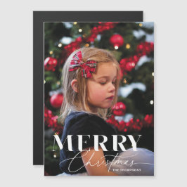 Merry Magic Script Serif Weihnachts Portrait Foto Magneteinladung