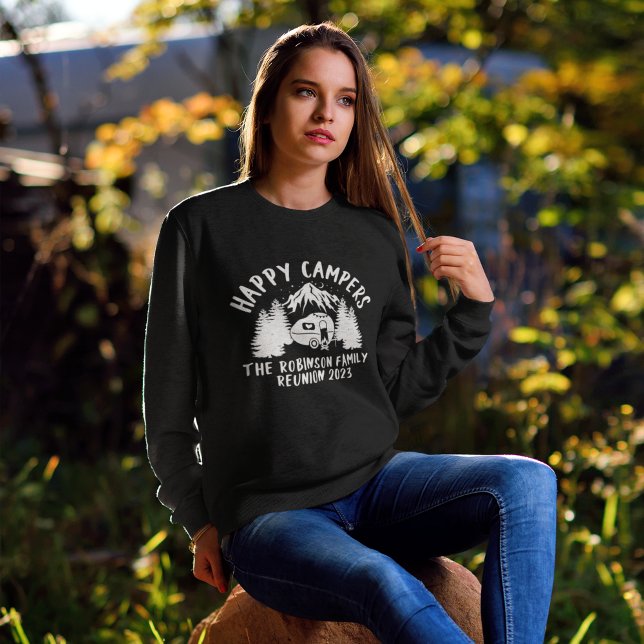 Merry Outdoor Family Reunion Sweatshirt (Von Creator hochgeladen)