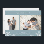 Merry Snowflake Hanukkah Foto Card | Eis Feiertagskarte<br><div class="desc">Die elegante und moderne Hanukkah-Fotokarte verfügt über zwei beliebte Fotos, die nebeneinander angeordnet sind, mit der "Joyous Hanukkah" oben in weißer Kursivschrift und Blocktypografie. Personalisieren Sie mit Ihrem persönlichen Gruß und Namen am unteren Rand, betont durch vier weiße Schneeflocken Illustrationen. Ein winterlich eisblauer Hintergrund verleiht Ihrem Gruß eine klassische Eleganz....</div>