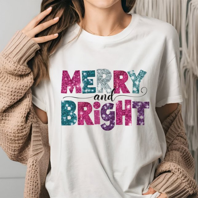 Merry und Bright Glitte wie Weihnachten Vibes pink T-Shirt (Von Creator hochgeladen)
