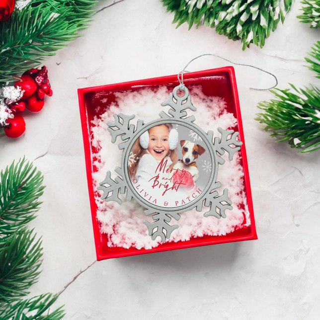 Merry und Bright | Pet Holiday Snowflake Schneeflocken Zinn-Ornament (Merry and Bright | Pet Holiday Snowflake Snowflake Pewter Christmas Ornament)
